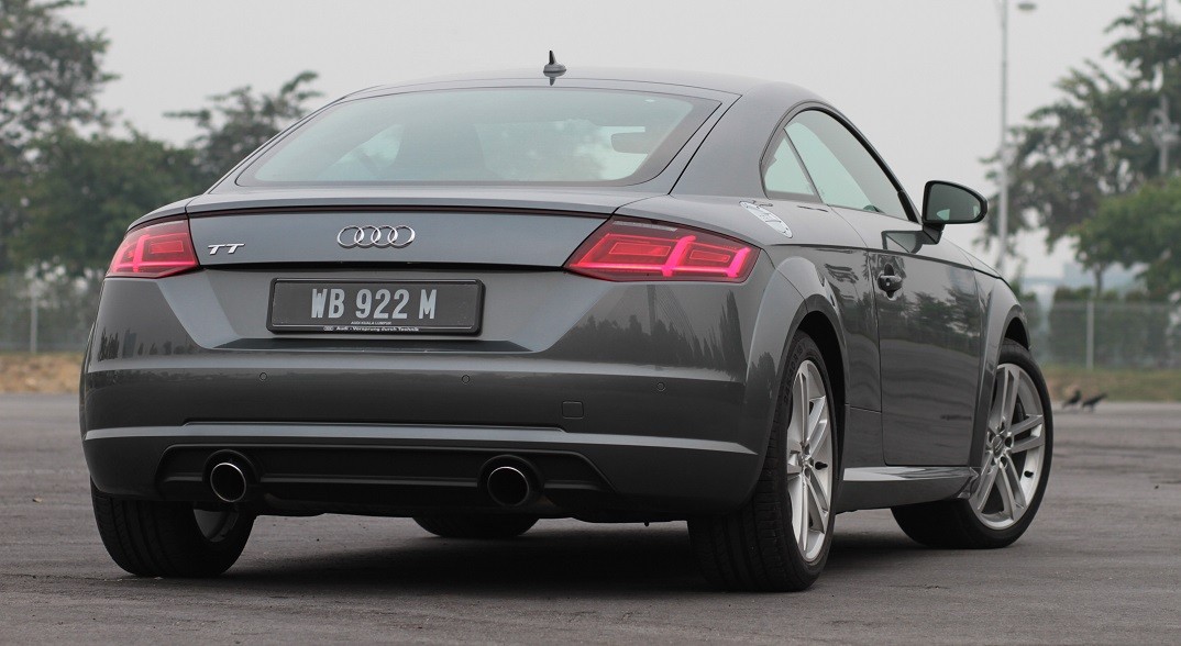 audi_tt_2