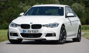 bmw_330e_22